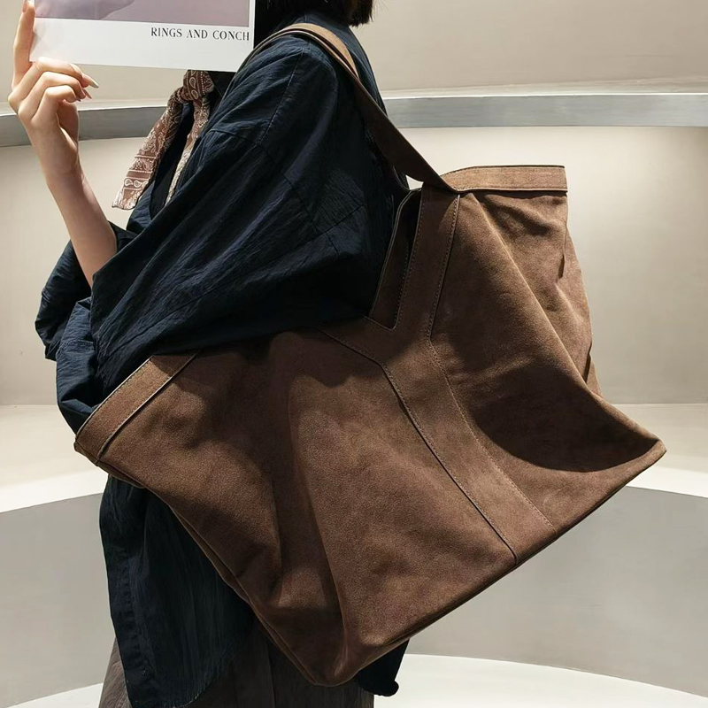 Borse Tote Oversize in Finta P - Luxury Bags Vintage recensione e prezzo