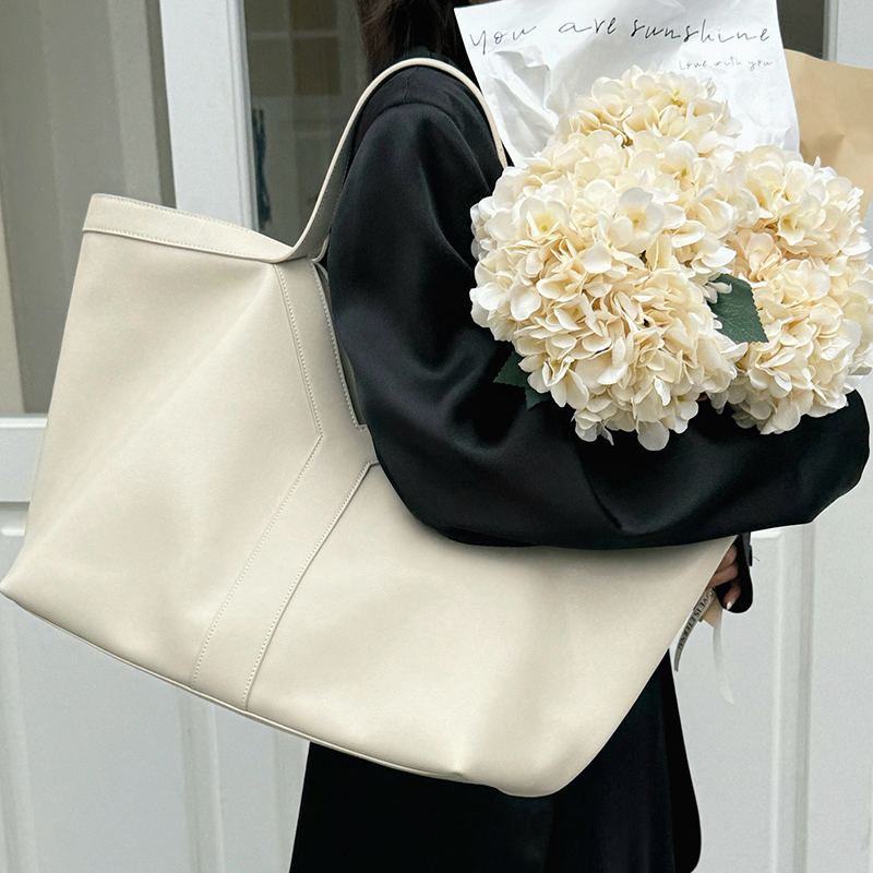 Borse Donna in Vera Pelle di L - Luxury Bags Brands For Women recensione e prezzo