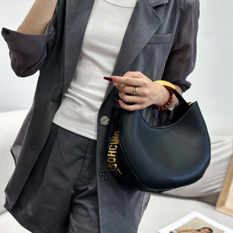 Borsa a secchiello da donna a  - Discount Luxury Bags recensione e prezzo