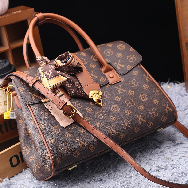 Borsa a Spalla Classica ed Ele - Luxury Bags Louis Vuitton recensione e prezzo