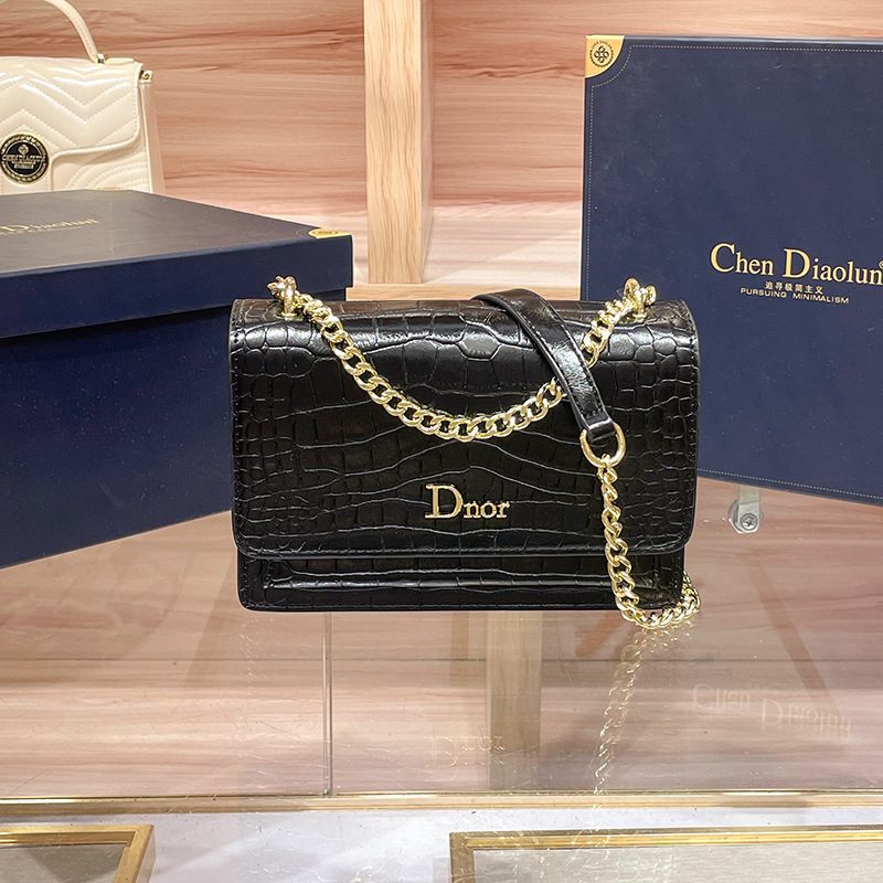 Borsa a tracolla retrò quadrat - Luxury Bags Louis Vuitton recensione e prezzo
