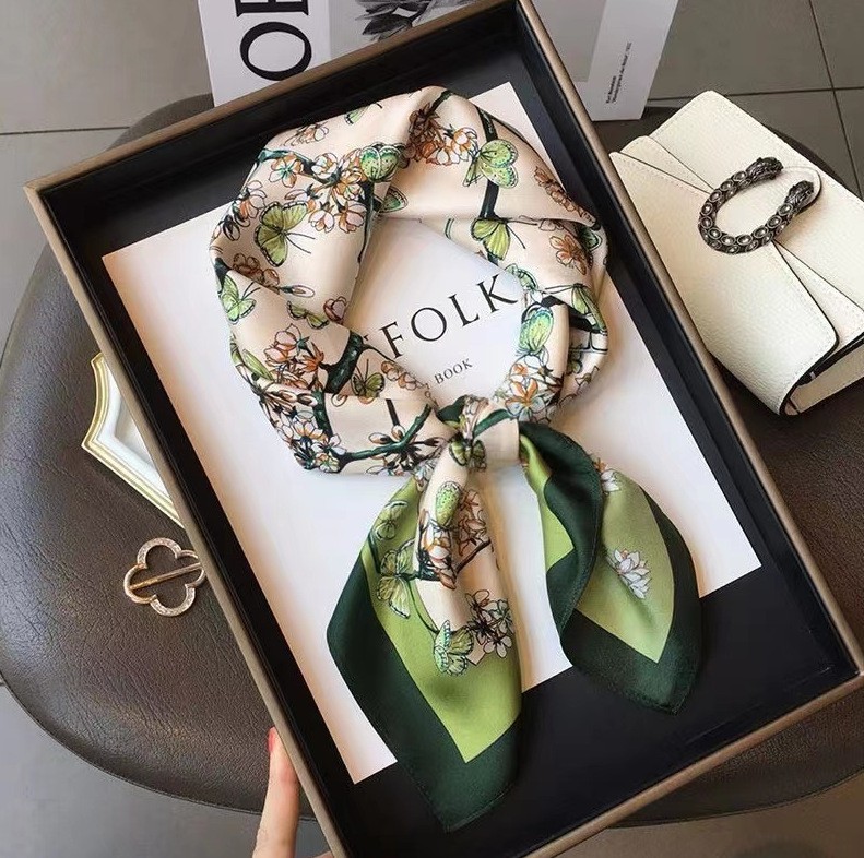 Moda di lusso Stampa 70 * 70 c - Discount Luxury Bags recensione e prezzo