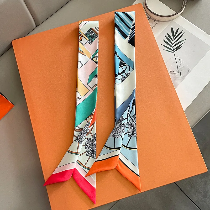 Sciarpa con tracolla stampata  - Discount Luxury Bags recensione e prezzo
